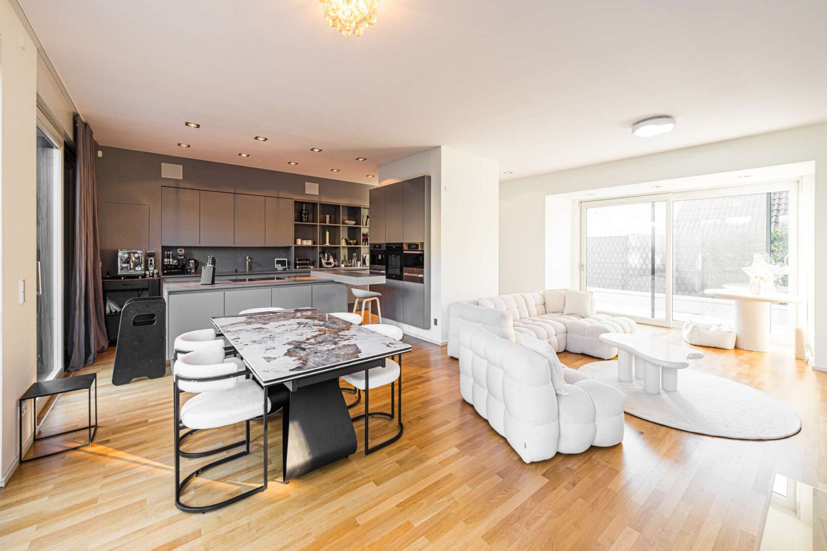 Wohn- und Essbereich